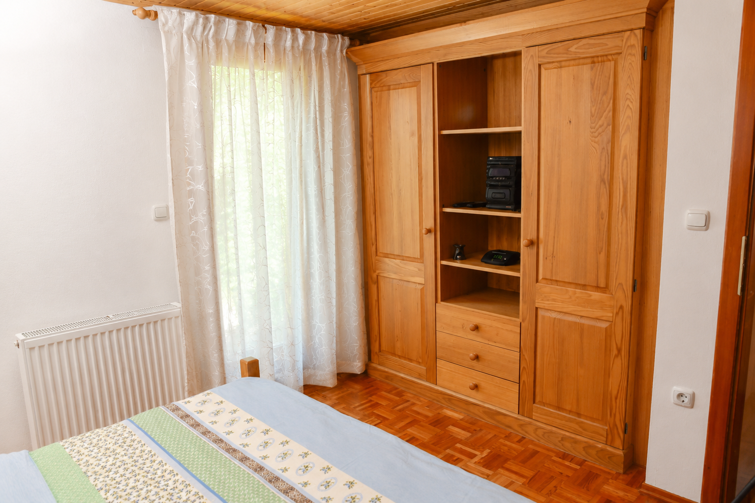 Otroška spalnica s pogradi
